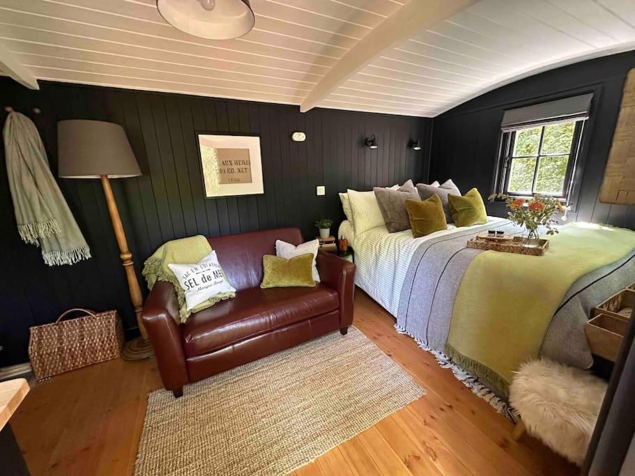 Cornwall Woodland Shepherd'S Hut - Dennis Hut Bodmin Exterior foto