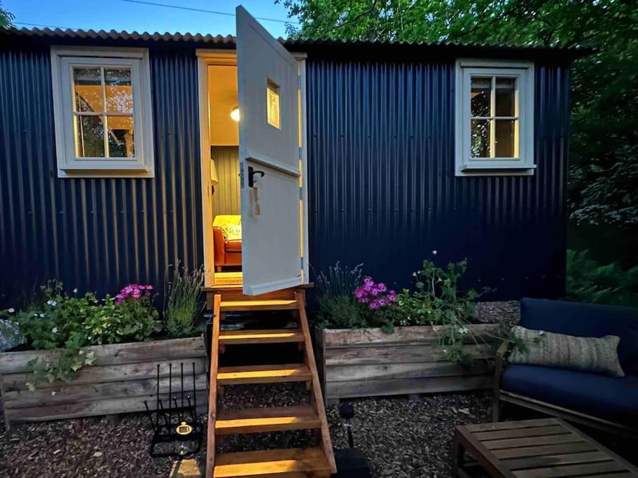 Cornwall Woodland Shepherd'S Hut - Dennis Hut Bodmin Exterior foto